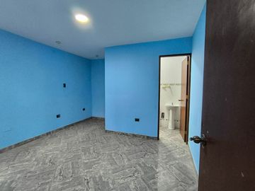 ¡Venta De Amplio Departamento Remodelado En Comas !