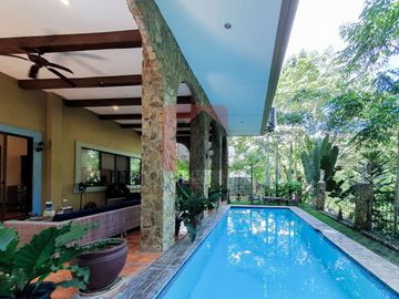 4 Bedroom House for Sale in Maria Luisa Estate Park