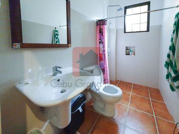 4 Bedroom House for Sale in Maria Luisa Estate Park