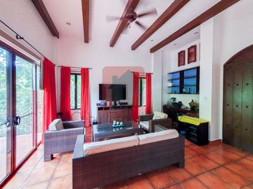 4 Bedroom House for Sale in Maria Luisa Estate Park