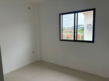 CASA EN VENTA VIA A SALITRE