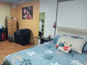 ¡Cómodo y espacioso departamento dúplex en venta en Maipú!