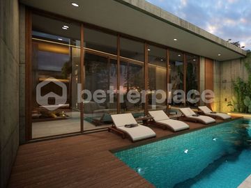 A Serene Green Oasis with Breathtaking Natural Charm