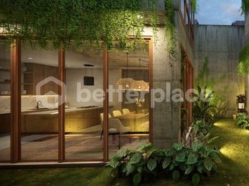A Serene Green Oasis with Breathtaking Natural Charm