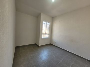 VENTA CASA 3 RECÁMARAS RECIÉN REMODELADA. A 15 MINS DEL AIFA