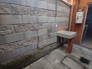 VENTA CASA 3 RECÁMARAS RECIÉN REMODELADA. A 15 MINS DEL AIFA