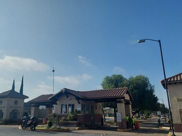 VENTA CASA 3 RECÁMARAS RECIÉN REMODELADA. A 15 MINS DEL AIFA
