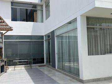 Hermosa Residencia en venta en Condominio Privado