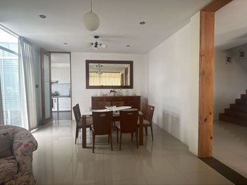 Hermosa Residencia en venta en Condominio Privado