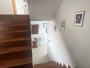 Hermosa Residencia en venta en Condominio Privado