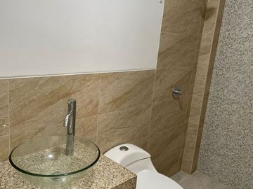 Bonita casa en venta en Condominio Privado