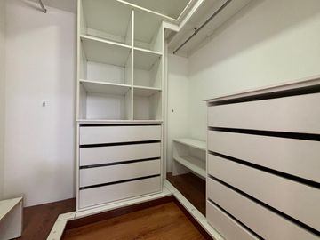 ALQUILO LINDO DUPLEX CON VISTA PANPRAMICA A MIRAFLORES