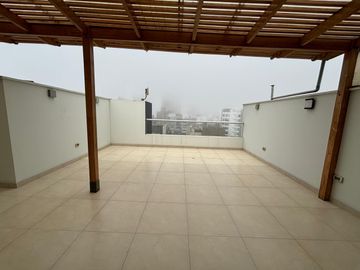 ALQUILO LINDO DUPLEX CON VISTA PANPRAMICA A MIRAFLORES