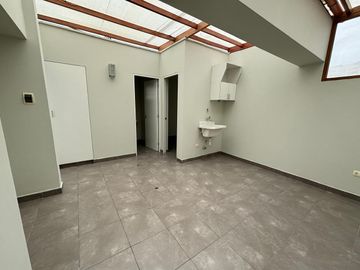 ALQUILO LINDO DUPLEX CON VISTA PANPRAMICA A MIRAFLORES