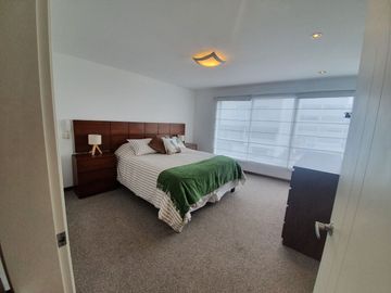 Venta de Exclusivo Departamento Dúplex cerca al Golf y a Miguel Dasso
