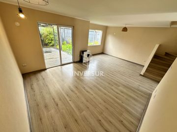 CASA TIPO TOWHOUSE EN CONDOMINIO DE VALDIVIA (REBAJADA)