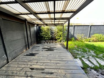 CASA TIPO TOWHOUSE EN CONDOMINIO DE VALDIVIA (REBAJADA)