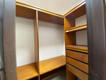 CASA EN VENTA EN CONJUNTO CERRADO, LA CASTELLANA