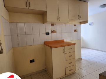 VENDO lindo y amplio departamento a la altura de la Plaza de Cayma