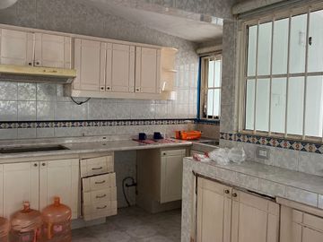 CASA EN VENTA EN FLORES DEL VALLE | ARLETTE FLORES