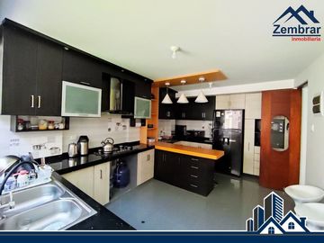 EN VENTA MODERNA CASA EN ESQUINA DE 4 NIVELES CON LINDOS ACABADOS EN JLBYR