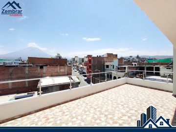 EN VENTA MODERNA CASA EN ESQUINA DE 4 NIVELES CON LINDOS ACABADOS EN JLBYR