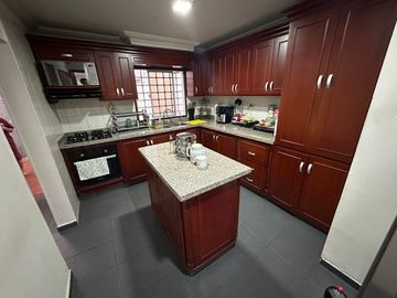 Casa independiente en Altos de Riomar