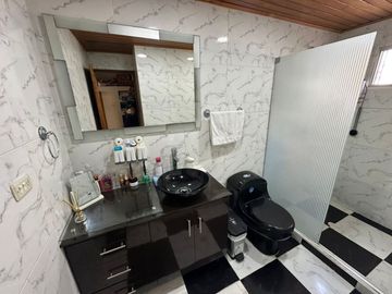 Casa independiente en Altos de Riomar