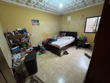 En Venta Casa Rentera en Calles Cuenca y Gomez Rendón de Guayaquil.