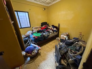 En Venta Casa Rentera en Calles Cuenca y Gomez Rendón de Guayaquil.