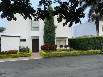 ARRIENDO CASA EN LA MORADA A LAS AFUERAS DE CALI VALLE DEL CAUCA