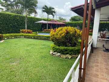 ARRIENDO CASA EN LA MORADA A LAS AFUERAS DE CALI VALLE DEL CAUCA