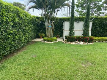 ARRIENDO CASA EN LA MORADA A LAS AFUERAS DE CALI VALLE DEL CAUCA