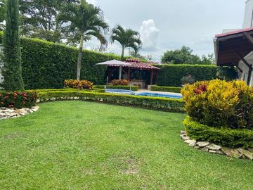 ARRIENDO CASA EN LA MORADA A LAS AFUERAS DE CALI VALLE DEL CAUCA