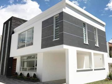 Casa de venta valle de los chillos cerca a la avenida ilaló