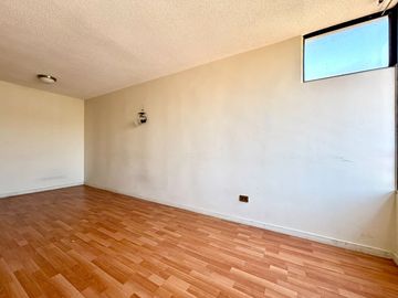 Se Vende A Pasos Parque Bustamante, 3 Dormitorios, Santiago