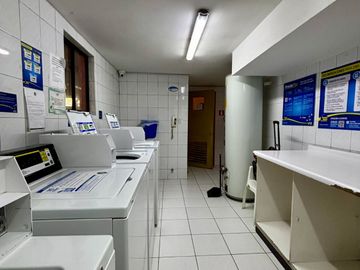 Se Vende A Pasos Parque Bustamante, 3 Dormitorios, Santiago