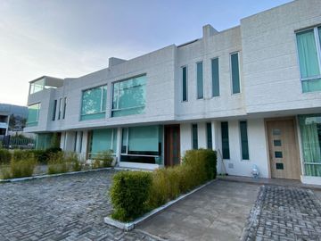 Casa de venta en conocoto cerca al colegio la salle