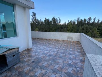 Casa de venta en conocoto cerca al colegio la salle