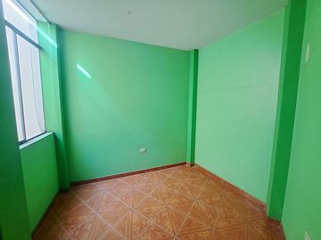 DEPARTAMENTO EN VENTA EN 3er PISO CERCA AL MALL AVENTURA DE CHICLAYO
