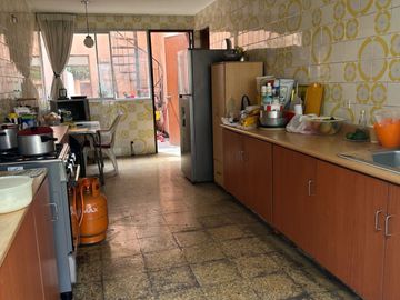 CASA EN VENTA URBANIZACION CORPAC SAN ISIDRO