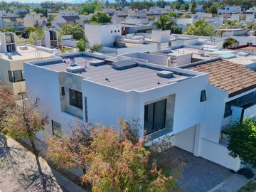 CASA EN VENTA EN EL MAYORAZGO, LEÓN, GTO.
