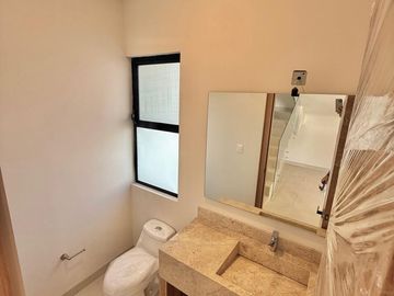 CASA EN VENTA EN EL MAYORAZGO, LEÓN, GTO.