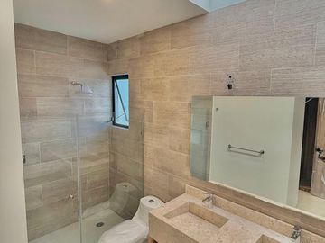CASA EN VENTA EN EL MAYORAZGO, LEÓN, GTO.