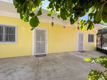 Casa Almendra