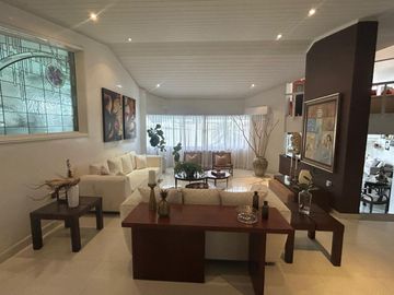 SE VENDE RESIDENCIA EN COSTA DE ORO