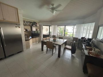 SE VENDE RESIDENCIA EN COSTA DE ORO