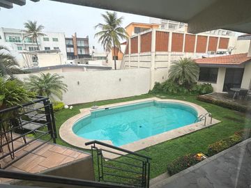 SE VENDE RESIDENCIA EN COSTA DE ORO