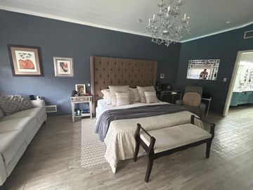 SE VENDE RESIDENCIA EN COSTA DE ORO