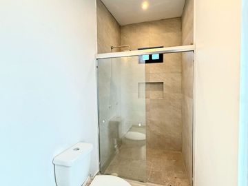 SE VENDE CASA EN MONTECARLO RESIDENCIAL